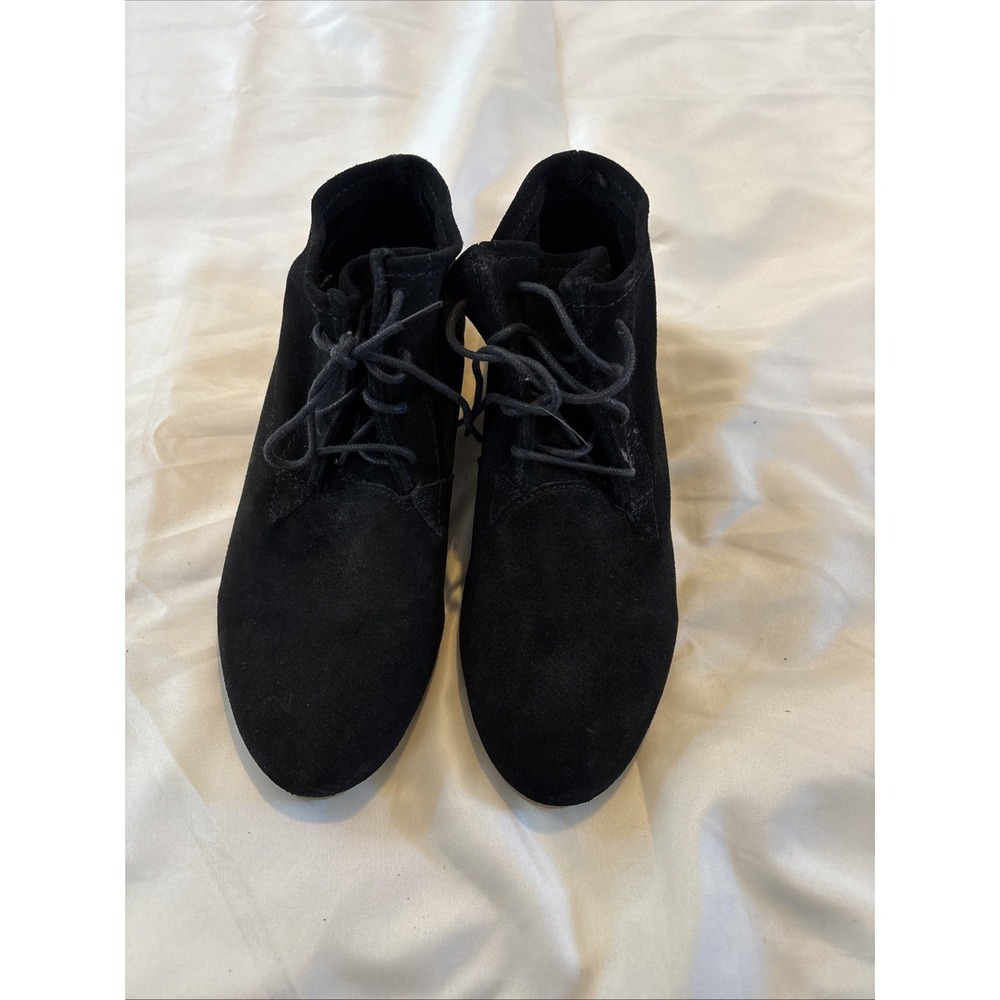 Sbicca Women's Ankle Bootie Black Leather Suede Size 7